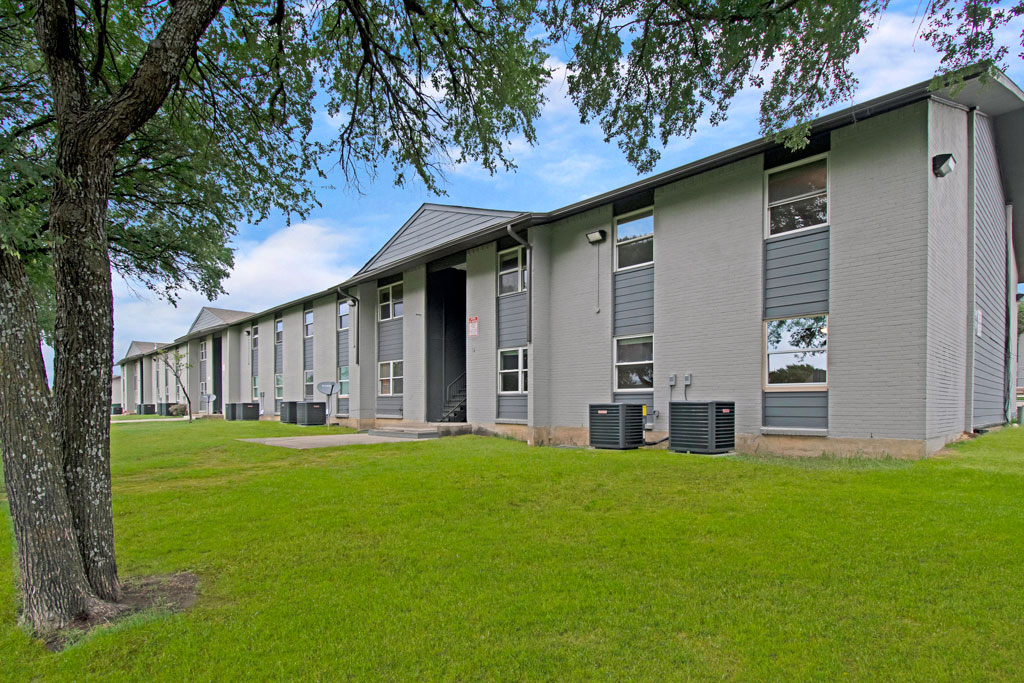 Fairway Village Apartments